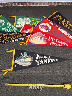 1960 vintage New York Yankees 29 baseball felt pennant antique old ball stadium