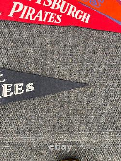 1960 vintage New York Yankees 29 baseball felt pennant antique old ball stadium