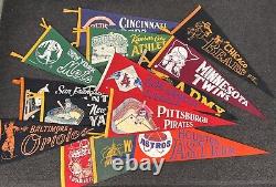 1960 vintage New York Yankees 29 baseball felt pennant antique old ball stadium