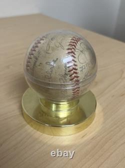 1962-63 Vintage New York Yankees Team Signed Baseball FACSIMILE STADIUM SOUVENIR