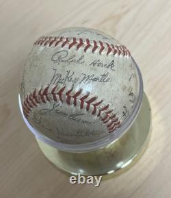 1962-63 Vintage New York Yankees Team Signed Baseball FACSIMILE STADIUM SOUVENIR