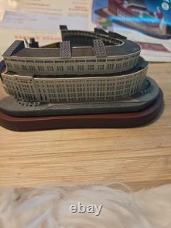 1996 Danbury Mint Yankees Stadium In Box W. /papers. #d3240. Rare