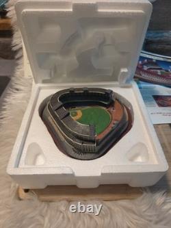 1996 Danbury Mint Yankees Stadium In Box W. /papers. #d3240. Rare
