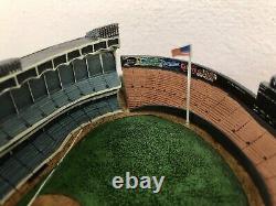 1998 MLB New York Yankees Porcelain Stadium (Replica) Danbury Mint NEW