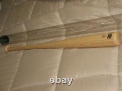 2005 Gridworks Yankee Stadium History Bat #1820/5000 Cooperstown Collection