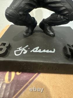 2005 Yogi Berra Autograph, Hormel Dilusso Deli Statue