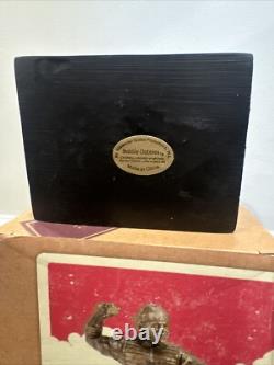 2005 Yogi Berra Autograph, Hormel Dilusso Deli Statue