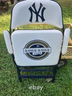 2009 Yankee, Stadium inaugural season Game Used Clubhouse Chair