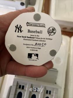 2010 Hawthorne Village Yankee Stadium Home For The Holidays 3 Piece Lighted