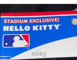 2014 2 New York Yankees PATCHES HELLO KITTY STADIUM EXCLUSIVE! MLB Rare