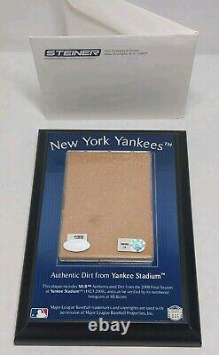 Authentic Yankee Stadium Dirt 2008 Final Season Steiner COA