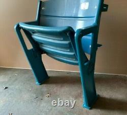 Authentic Yankee Stadium Seat Mlb Holo. New York Yankees #2 Derek Jeter