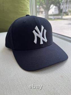 Billy's Sports Bar x New York Yankees Snapback Hat Yankee Stadium Exclusive