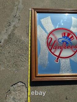 Budweiser New York Yankees Mirror Beer Sign Sport Bar Lounge Pub Mancave Stadium