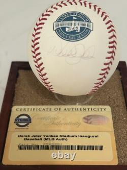 DEREK JETER Autographed baseball MLB 2009 Inaugural season Logo ball Steiner COA