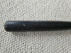 DEREK JETER Bat Day 2002 New York Yankees Stadium Louisville Slugger DAMAGED BAT