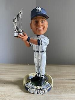 DEREK JETER New York Yankees 2000 MLB World Series MVP Trophy Bobblehead NIB