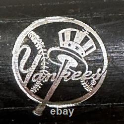 DEREK JETER Yankees Stadium Bat Day Giveaway May 19, 2002 Louisville Slugger SGA