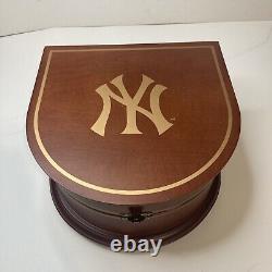 Danbury Mint NY New York Yankees Stadium Wooden Music Box Take Me Out Baseball