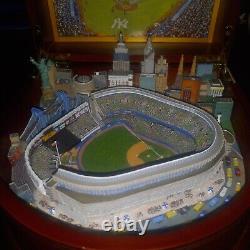 Danbury Mint NY Yankees Stadium Music Box