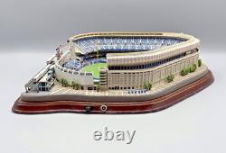 Danbury Mint NY Yankees Stadium Replica Model MLB 2003 Pre Owned FREE SHIPPING