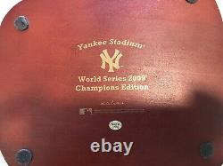 Danbury Mint New York Yankees 2009 Yankee Stadium Replica with Lights