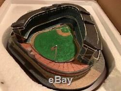 Danbury Mint New York Yankees Old Yankee Stadium Replica With Box