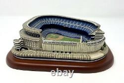 Danbury Mint New York Yankees Yankee Stadium Sculpture 1976 2008 New In Box
