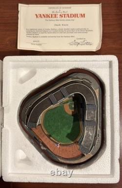 Danbury Mint Old New York Yankees Baseball Stadium 1996 In Box