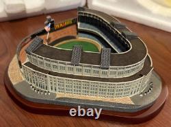 Danbury Mint Old New York Yankees Baseball Stadium 1996 In Box
