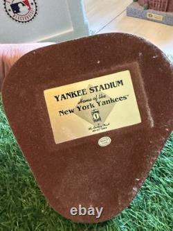 Danbury Mint Original Yankee Stadium MLB Stadium Replica New York Yankees