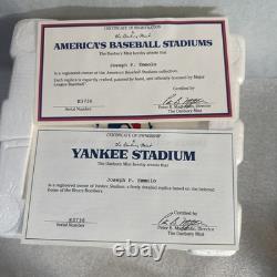 Danbury Mint Stadium Replica Yankees Stadium New York Yankees Coa