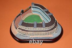 Danbury Mint YANKEE STADIUM Stadium Replica NEW YORK YANKEES baseball NEW IN BOX