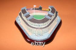Danbury Mint YANKEE STADIUM Stadium Replica NEW YORK YANKEES baseball NEW IN BOX