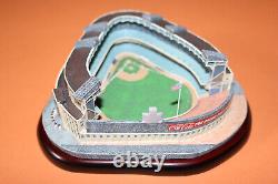 Danbury Mint YANKEE STADIUM Stadium Replica NEW YORK YANKEES baseball NEW IN BOX