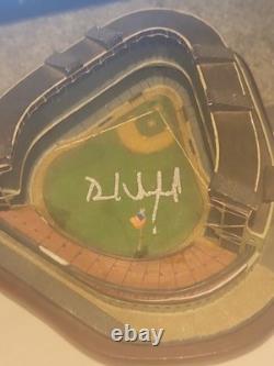 Dave winfield signed new york yankees yankee stadium dabury mint replica auto