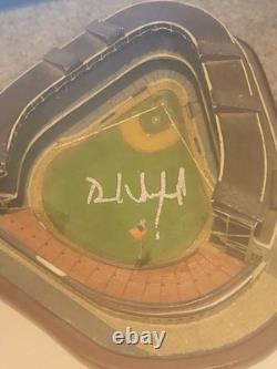 Dave winfield signed new york yankees yankee stadium dabury mint replica auto