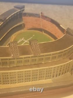Dave winfield signed new york yankees yankee stadium dabury mint replica auto