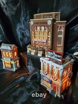 Dept 56 New York Yankees Stadium- Yankees Pub -Yankees Souvenir Shop