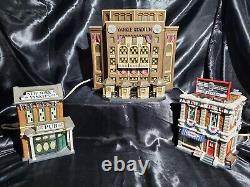 Dept 56 New York Yankees Stadium- Yankees Pub -Yankees Souvenir Shop
