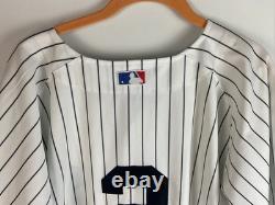 Derek Jeter 2009 Inaugural Stadium Patch Signed Jersey Size 48