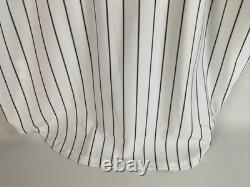 Derek Jeter 2009 Inaugural Stadium Patch Signed Jersey Size 48
