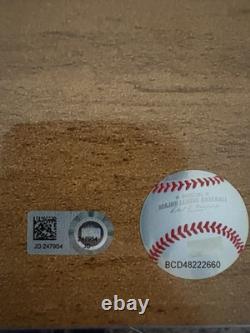 Derek Jeter Autograph Authenticated Last Hit At Yankee Stadium MLB Official