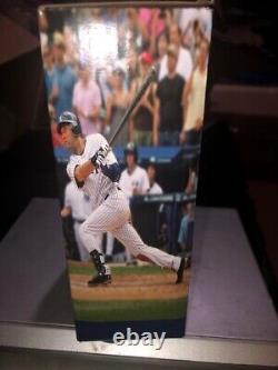 Derek Jeter Hall Of Fame Replica Plaque Yankee Stadium Free Funko Pop Brand New