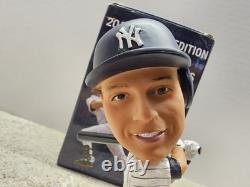 Derek Jeter New York Yankees MLB 2013 SGA Bobblehead NIB
