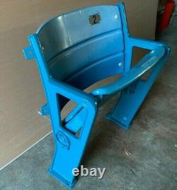 Free Ship! Authentic Yankee Stadium Seat Mlb Holo. New York Yankees Derek Jeter