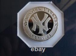 Highland Mint NEW YORK YANKEES 27-Time World Series Champions Plaque with5 Coins