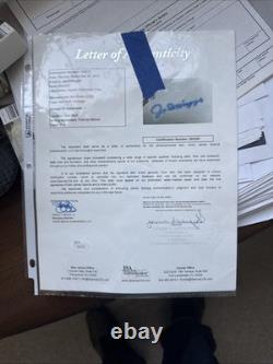 JOE DIMAGGIO Signed game Used New York Yankee Stadium Club House Chair Jsa RARE JOE DIMAGGIO Signed game Used New York Yankee Stadium Club House Chair Jsa RARE