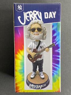 Jerry Garcia New York Yankees bobblehead 2022 SGA Grateful Dead 80th Birthday