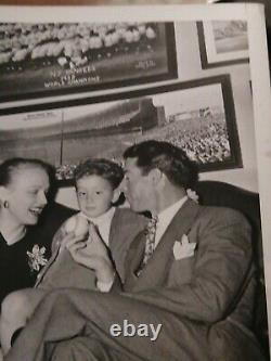 Joe Dimaggio 1945 Family Photo New York Yankees Mlb Baseball Stadium Giants